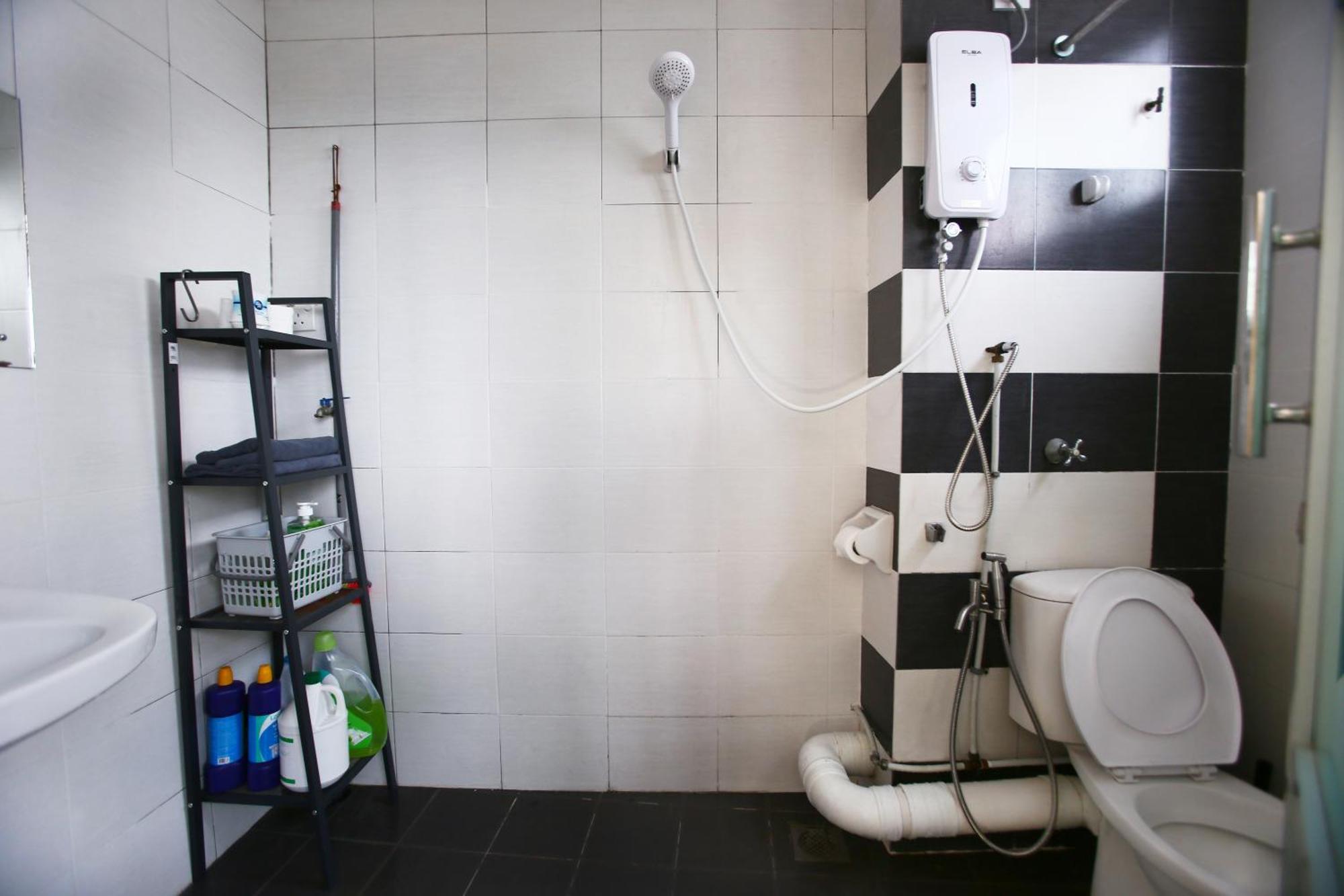 Private Beanie Apartment Bayan Lepas Luaran gambar